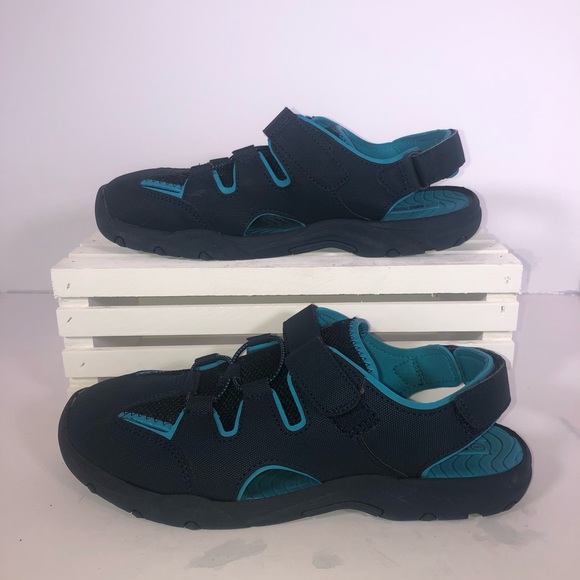 Size 6 Rugged Outback sandals - Picture 2 of 5